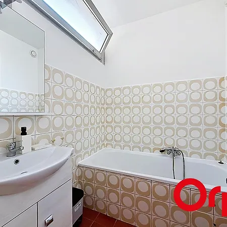 Apartment Renove Face Mer, Clim - 4 Pers.
